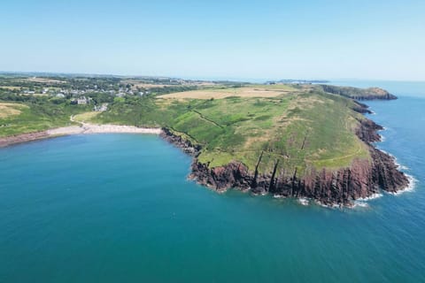 Sea Glass - 2 Bedroom Apartment - Manorbier (23047)