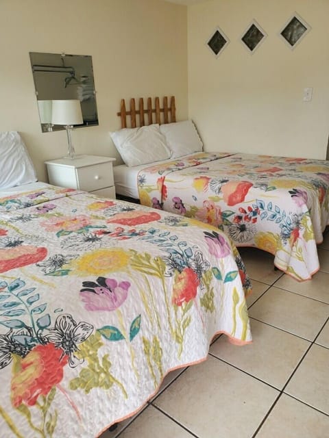 Standard Double Room, Bay View | Iron/ironing board, free WiFi, bed sheets