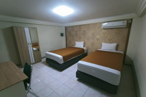 Standard Twin Room | Soundproofing, free WiFi, bed sheets