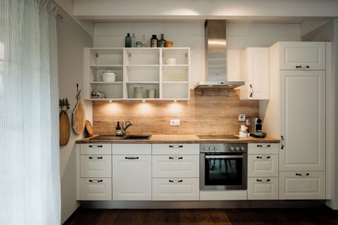 perfekt ausgestattete Küche