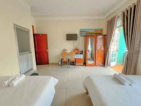 Standard Quadruple Room, City View | Free WiFi