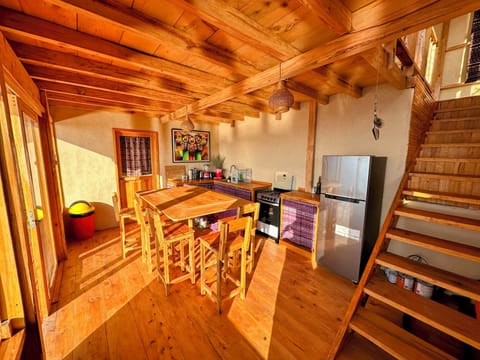 Premium Chalet | Private kitchen | Full-size fridge, oven, stovetop, cookware/dishes/utensils