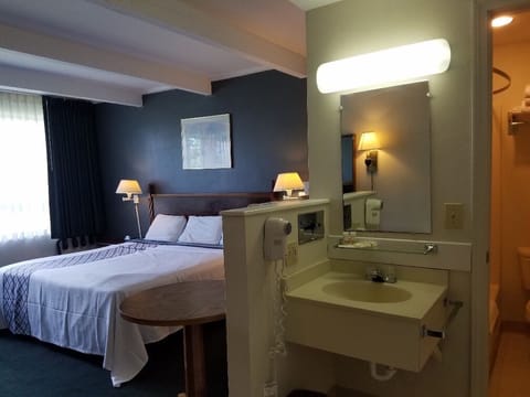 In-room safe, desk, iron/ironing board, rollaway beds