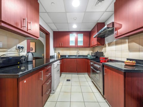 Shared fridge, microwave