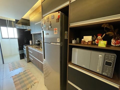 Deluxe Apartment, 2 Bedrooms, Bay View | Private kitchen | Toaster