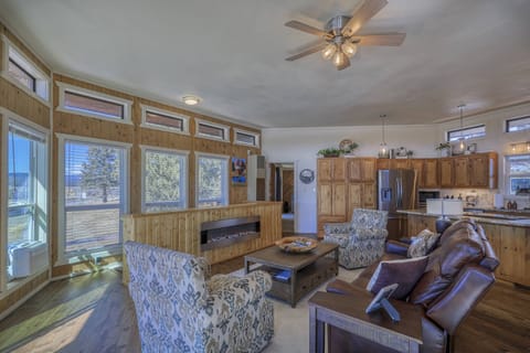 Plenty of seating to enjoy the views from the main floor! 2 King sz primary suites are also on this floor. Great layout for friends and family.