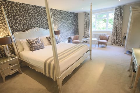 Junior Suite, Hill View | Individually decorated, individually furnished, desk, laptop workspace