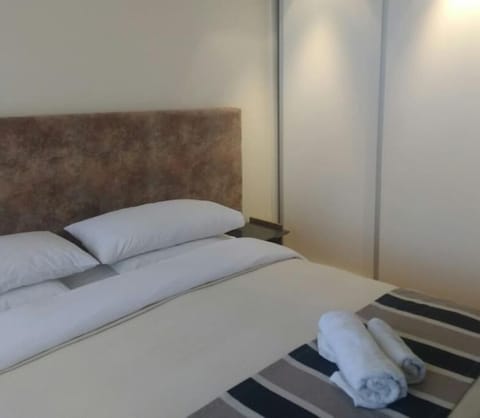 Standard Apartment | In-room safe, laptop workspace, iron/ironing board, free WiFi