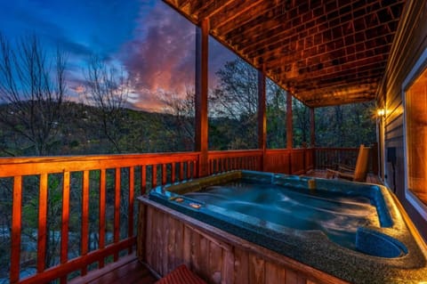 Hot tub with Mountain View
