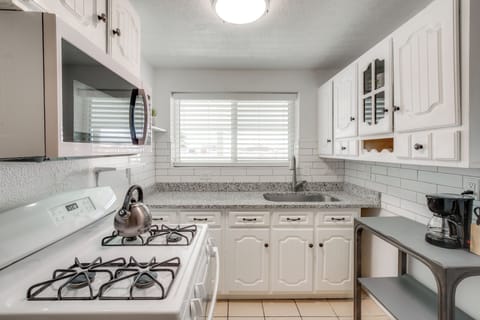 House (1 Bedroom) | Interior