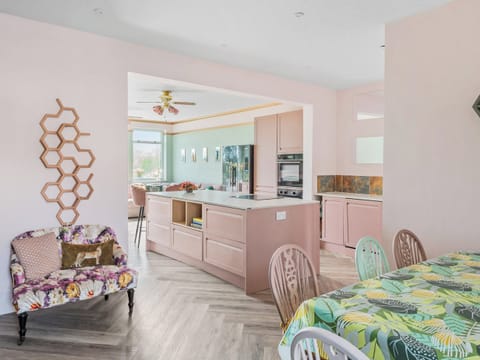 Kitchen | Chapter Meadow, Worcester