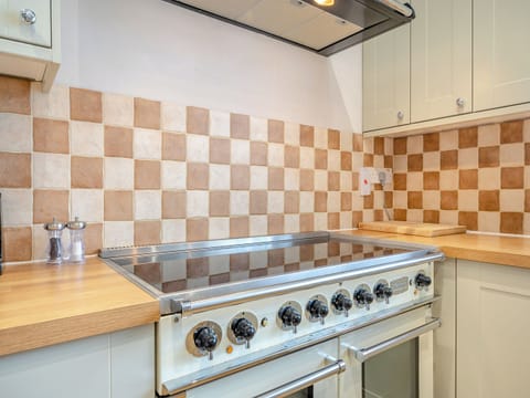 Kitchen/diner | Greenhill Farmhouse, Bletchingdon