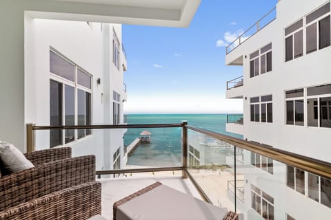 Luxury Condo, 3 Bedrooms, Ocean View | Balcony view