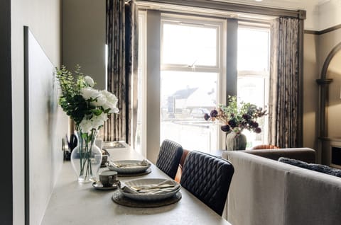 Deluxe Studio Suite, Non Smoking, Ground Floor | Living area | 50-inch Smart TV with digital channels