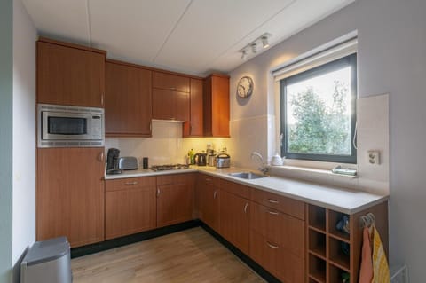 Villa | Private kitchen | Electric kettle, toaster