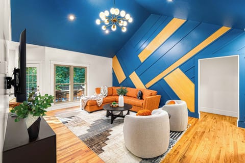 Welcome to Villa du Ciel! This luxury getaway has been packed with amenities.