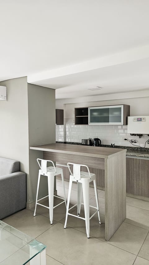 Apartment, 2 Bedrooms | Private kitchen | Microwave, oven, stovetop, electric kettle