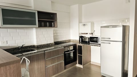 Apartment | Private kitchen | Microwave, oven, stovetop, electric kettle