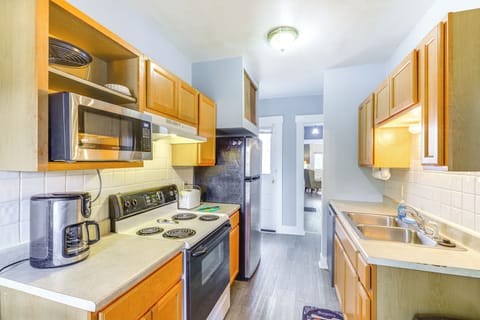 Kitchen | Drip Coffee Maker | Dishwasher | Cooking Basics