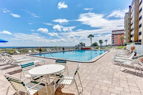 Condo, 3 Bedrooms | Pool