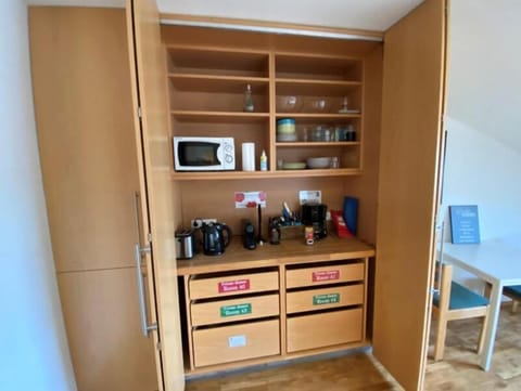 Basic Twin Room, Shared Bathroom | Free WiFi, bed sheets