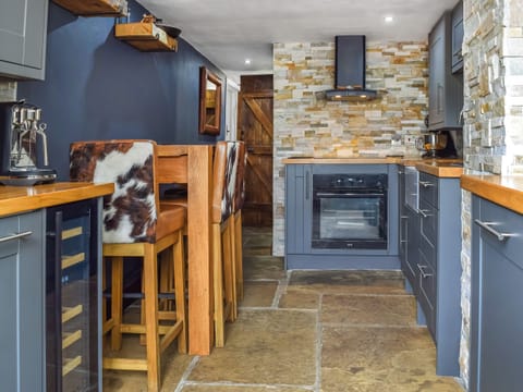 Kitchen/diner | Juniper Cottage, Hook Norton, near Chipping Norton