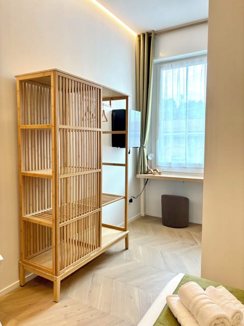 Double Room, Ensuite, City View | Hypo-allergenic bedding, down comforters, memory foam beds, minibar