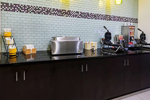 Free continental breakfast