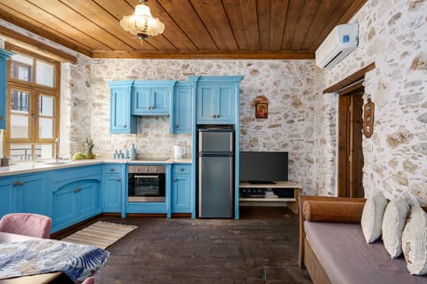 Villa Kamares is consisted of three autonomous apartments.