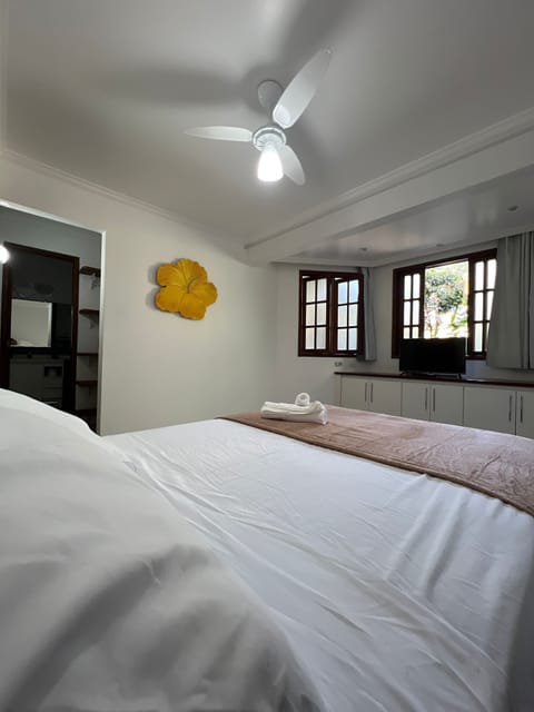 Basic Double Room, 1 Queen Bed, Private Bathroom | Desk, laptop workspace, free WiFi