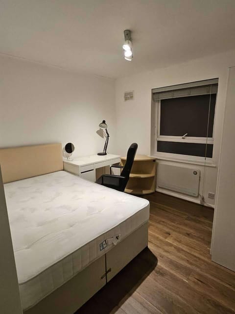 Comfort Room, 1 Double Bed, Non Smoking | Desk