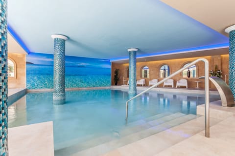 Couples treatment rooms, Turkish bath, body treatments, hydrotherapy