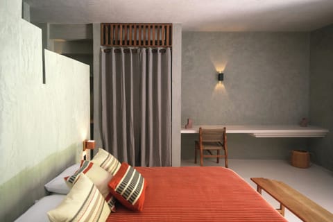 Deluxe Suite | Premium bedding, in-room safe, individually decorated