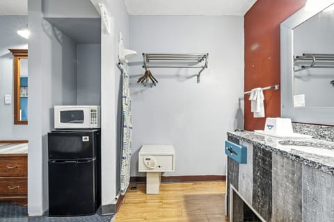 Room, 2 Double Beds | Bathroom | Hair dryer, towels