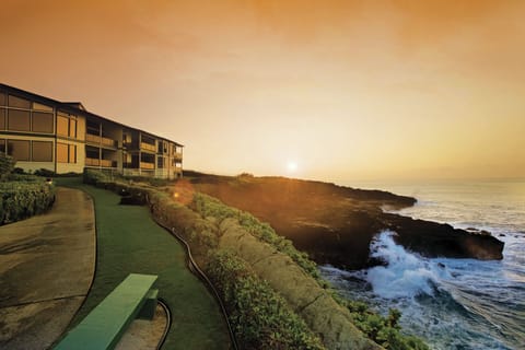 Castle at Makahu'ena at Po'ipu - Exterior Landscape