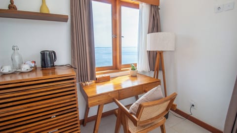 Comfort Bungalow, Ocean View (Sunburst) | Room amenity