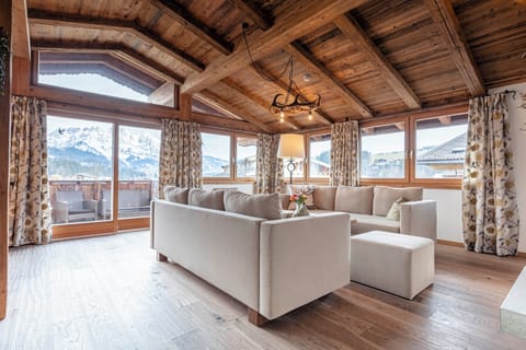 Penthouse mit 2 SZ für 4 PAX | 1 bedroom, cribs/infant beds, rollaway beds, free WiFi