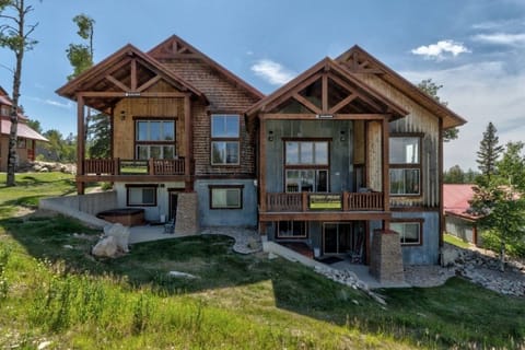 Chalet, 3 Bedrooms | Exterior