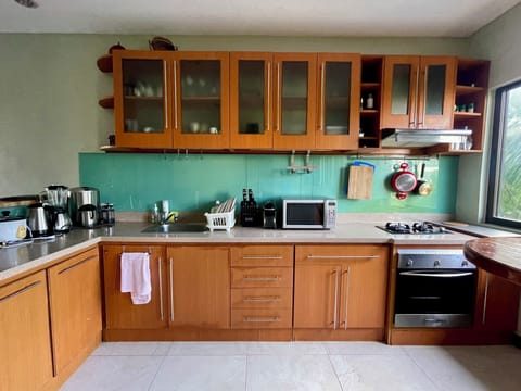 Exclusive Condo, 3 Bedrooms, Kitchen, Pool View | Private kitchen