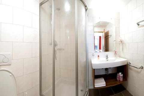 Apartment | Bathroom