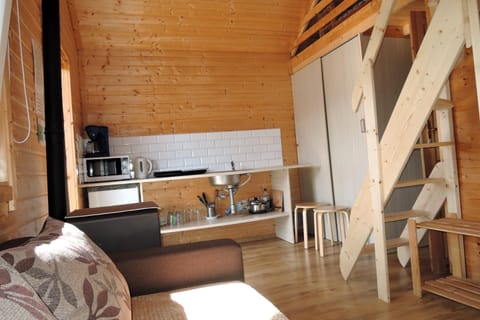 Bungalow | Private kitchen | Electric kettle