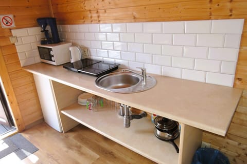 Bungalow | Private kitchen | Electric kettle