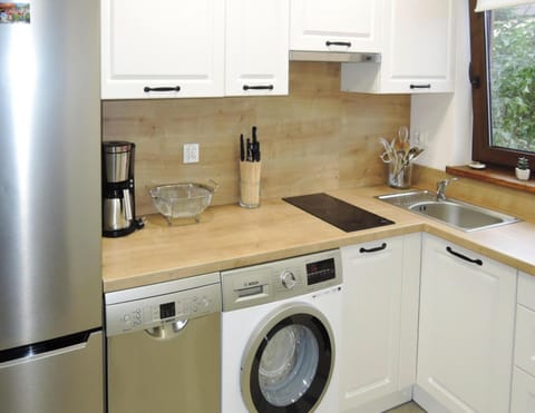 House | Private kitchen | Dishwasher, coffee/tea maker, electric kettle, toaster