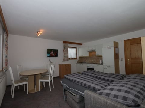 Apartment | 2 bedrooms, bed sheets