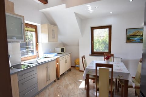 Apartment | Private kitchen | Highchair