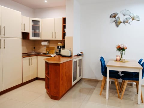 Apartment | Private kitchen | Highchair