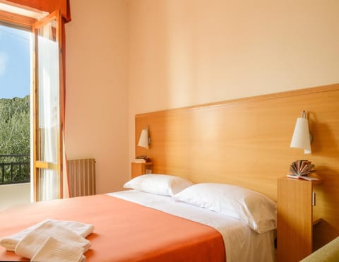 Apartment | 1 bedroom, individually furnished