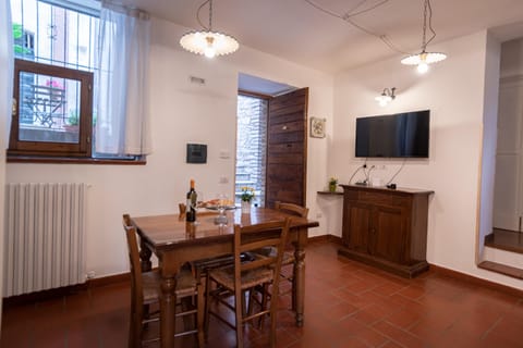 Apartment | 2 bedrooms, Internet