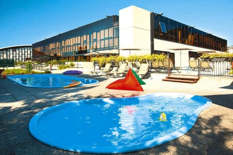 Apartment | Pool | Outdoor pool