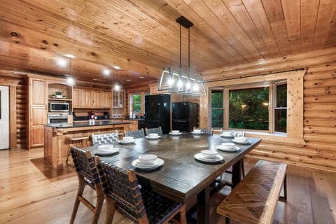 Enjoy your favorite meals with family, with seating for 13!